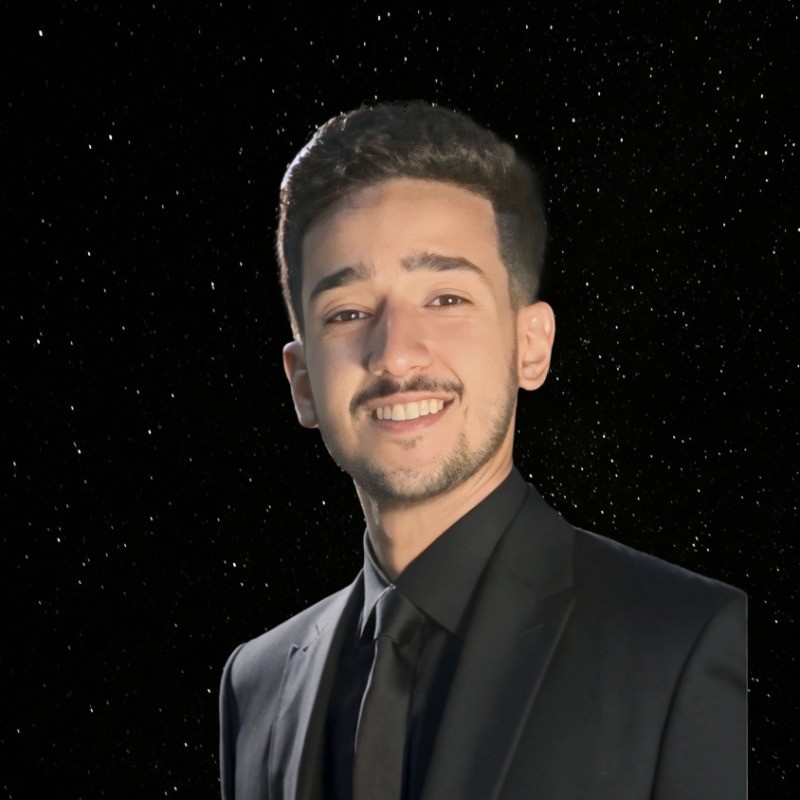 Professional photo of Salah-Eddine SLAOUI, Cybersecurity Student and Full-Stack Developer